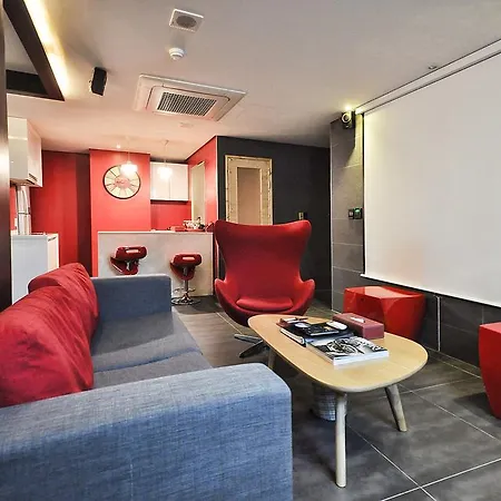 Diva Hotel