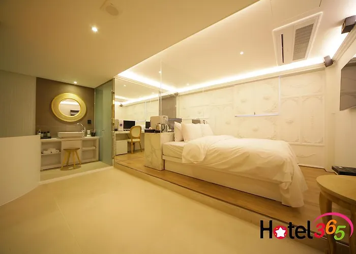 호텔 Diva 3*